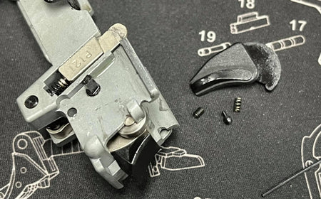 Nova P320 X-Series Custom Polymer Frame Grip for SIG / VFC P320 M17 M18 GBBP Series ( Full size )-Dark Earth ( DE )