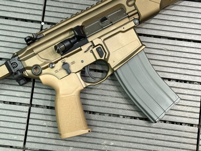 APFG S 008 Tan 9 Inch SBR GBB Airsoft ( Limited Edition )