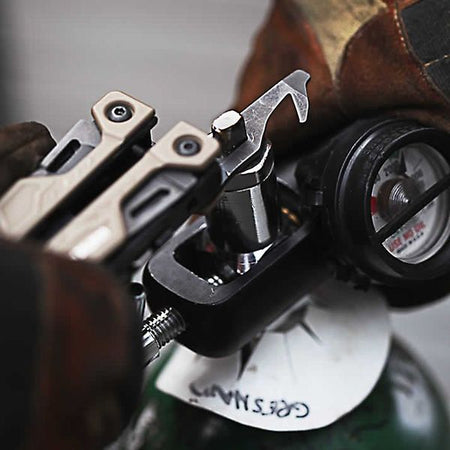 Leatherman OHT® ( MOLLE Black ) ( Coyote Tan )