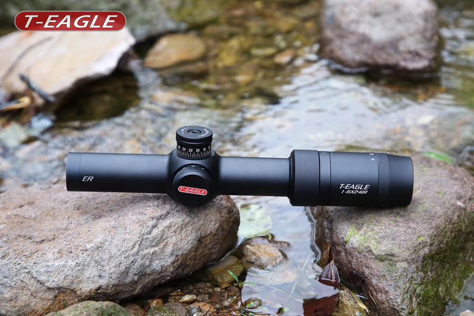 DISCOVERY T-EAGLE Optics ER 1-6X24 IR Rifle Scope ( Black )