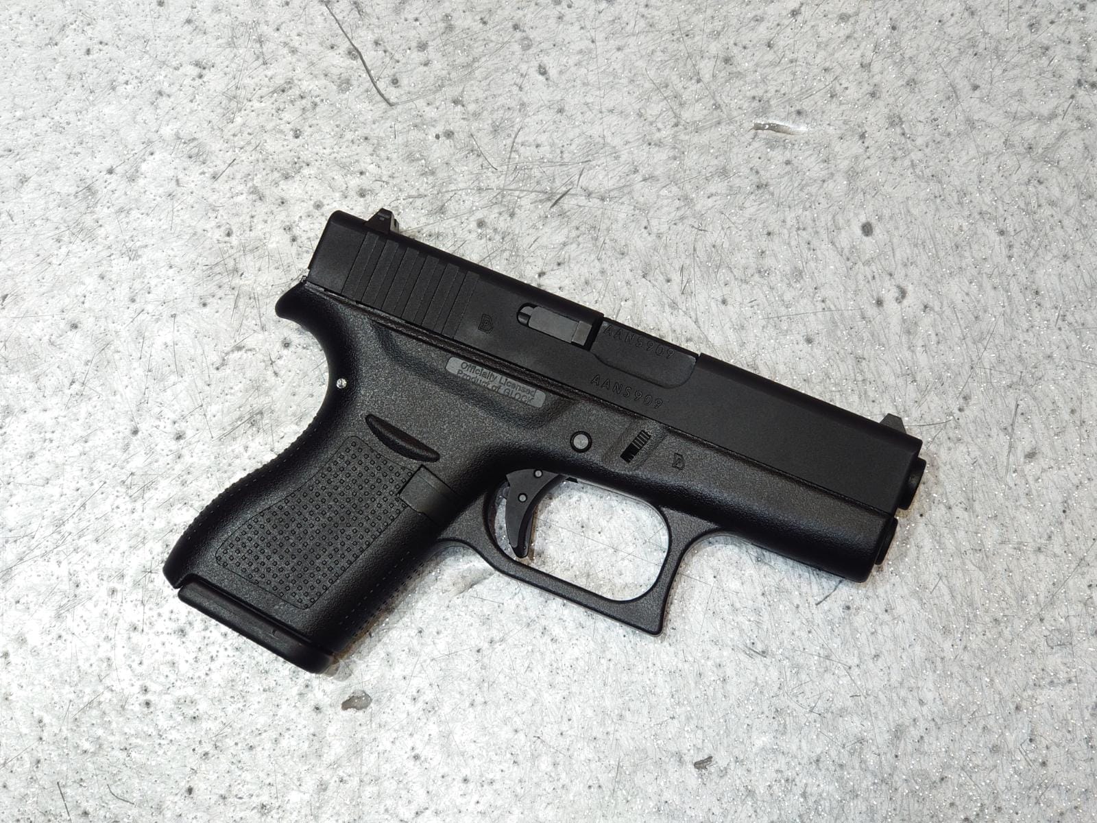 Umarex Glock 42 GBB Pistol ( by VFC ) ( Black )