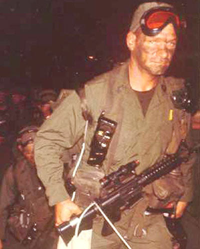 dnA Single Point Red Dot Sight OEG MOA ( The First Red Dot Sight ) ( 1970 Gen US Forces ) ( Vintage Style )