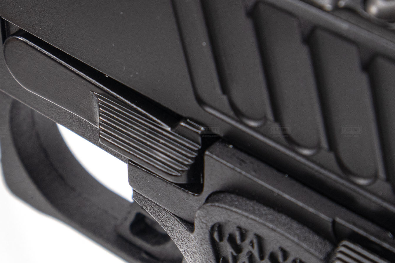 EMG Staccato Licensed XL 2011 CNC AI Slide Hi-Capa GBBP Gas Blowback Pistol Airsoft ( Model: VIP Grip / CNC / Green Gas )