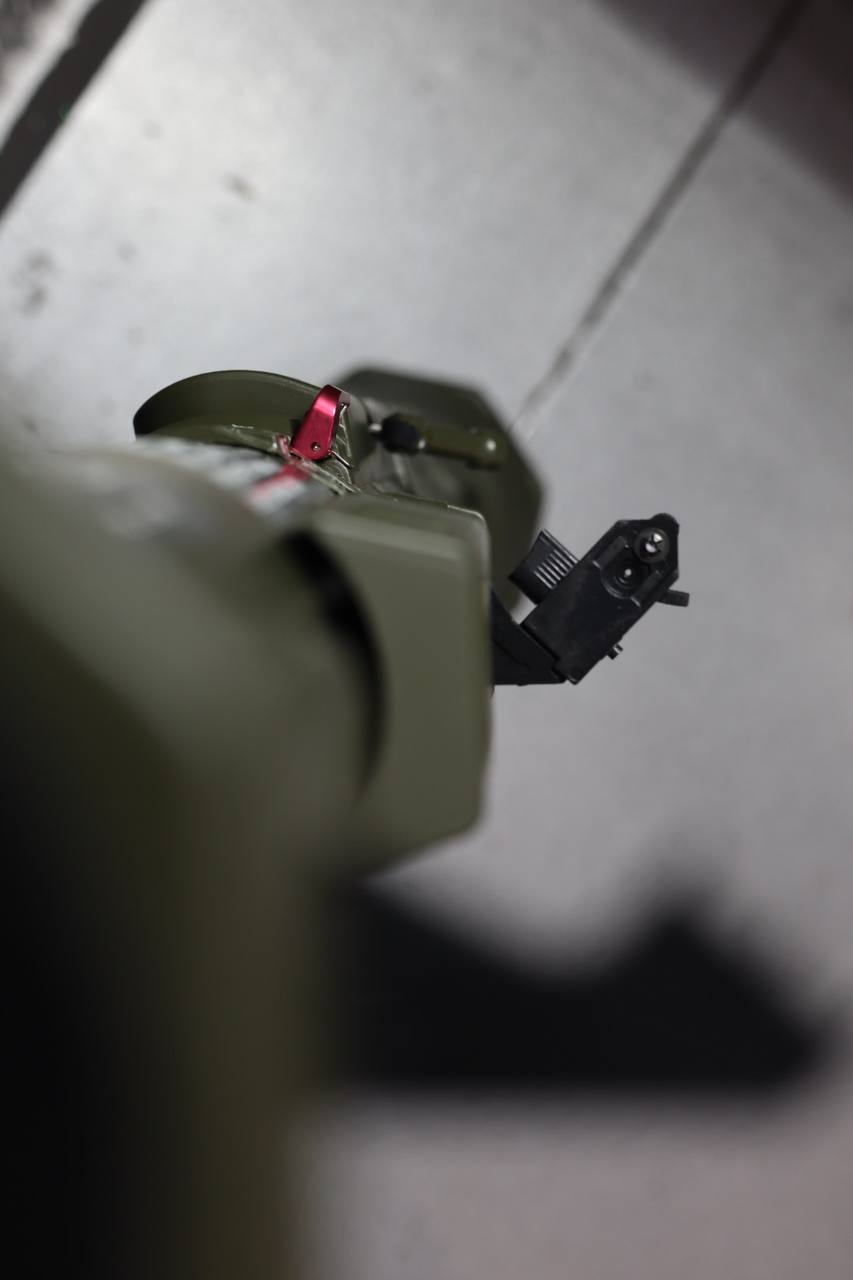 AT-4 Rocket Launcher Dummy Model ( Fiberglass )