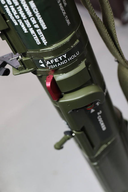 AT-4 Rocket Launcher Dummy Model ( Fiberglass )