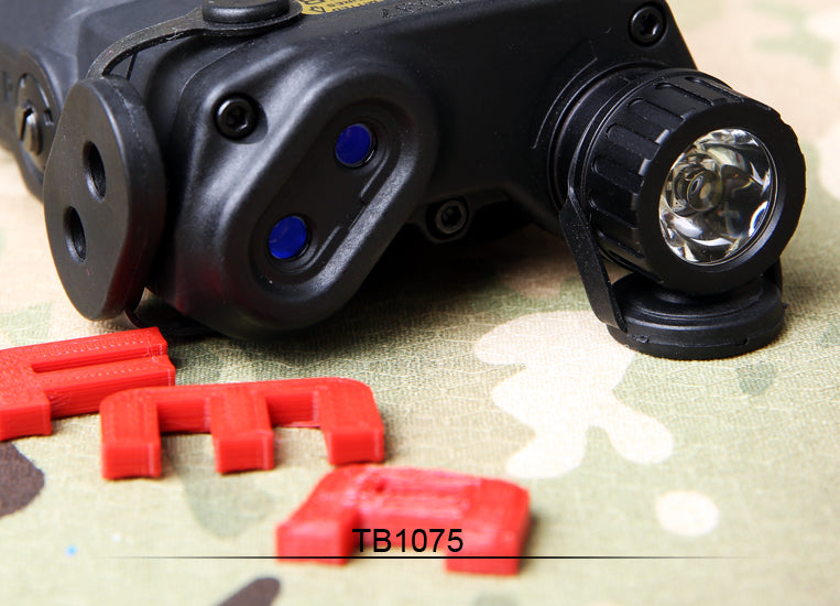 FMA PEQ LA5-C Upgrade Version LED White Light + Green Laser With IR Lenses ( BK ) ( PEQ15 LA5 UHP )