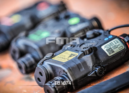 FMA PEQ LA5-C Upgrade Version LED White Light + Green Laser With IR Lenses ( BK ) ( PEQ15 LA5 UHP )