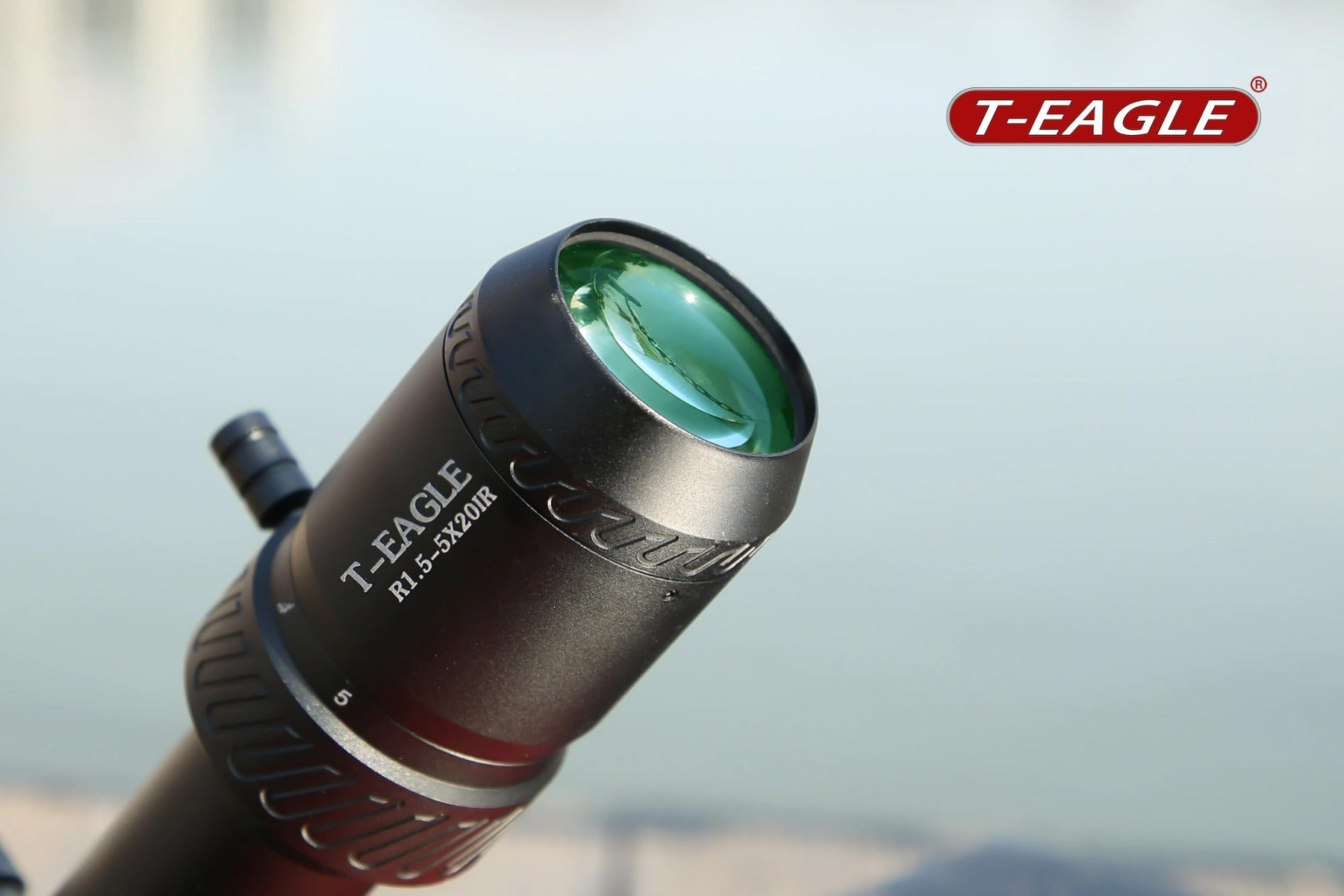 Discovery T-EAGLE R 1.5-5X20 IR Rifle Scope with Mount ( Black )