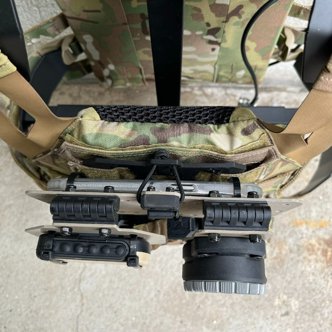 Hugger MOLLE Multi Phone Board System ( Tan )