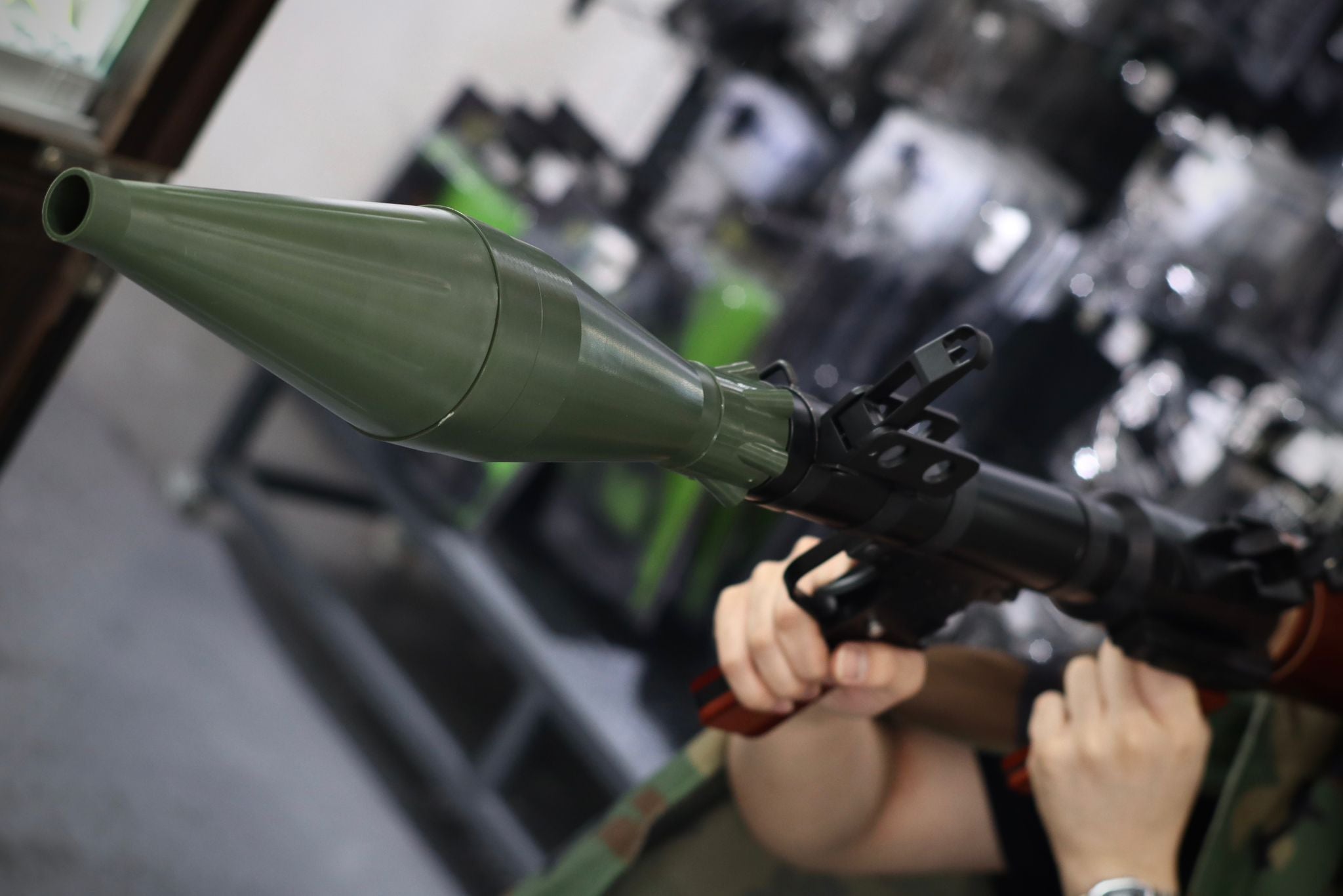 KJ Claw RPG-7 Grenade Launcher Challenge Kit With Dummy Warhead Rocket