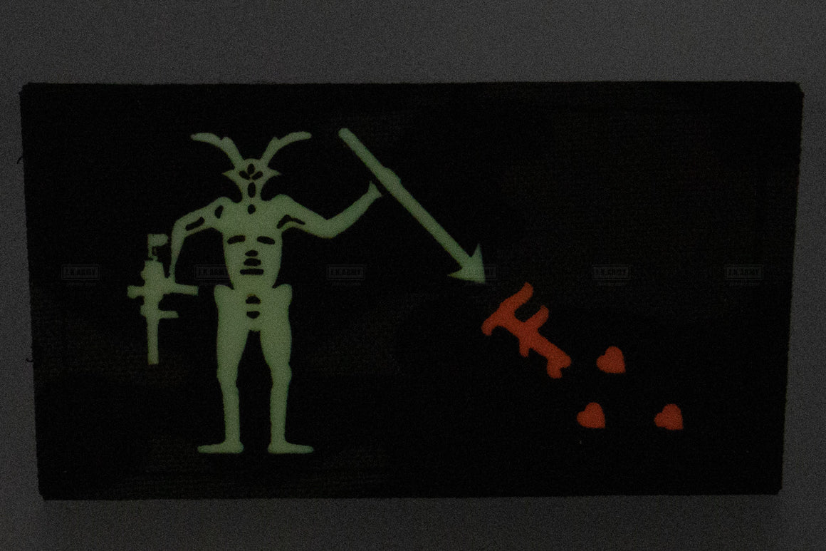 GID Blackbeard Flag Luminous Fluorescent Patch-MC TROPIC STYLE