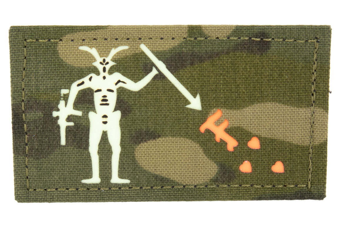 GID Blackbeard Flag Luminous Fluorescent Patch-MC TROPIC STYLE