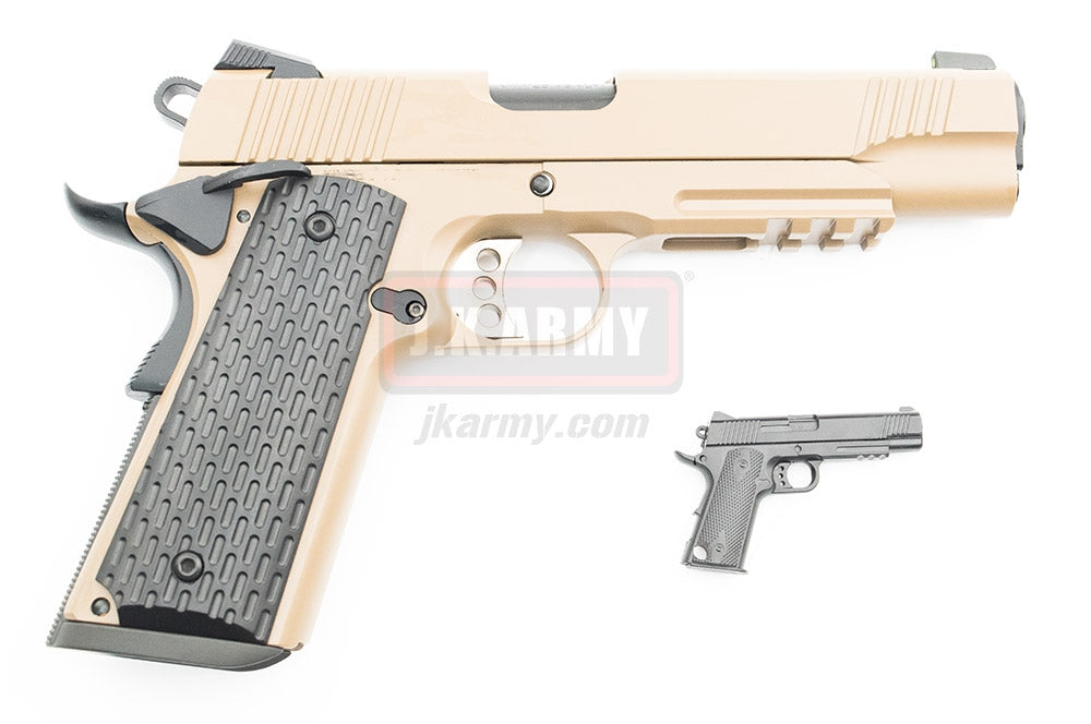 MF Mini 1911 Pistol Model Keychain ( BK )