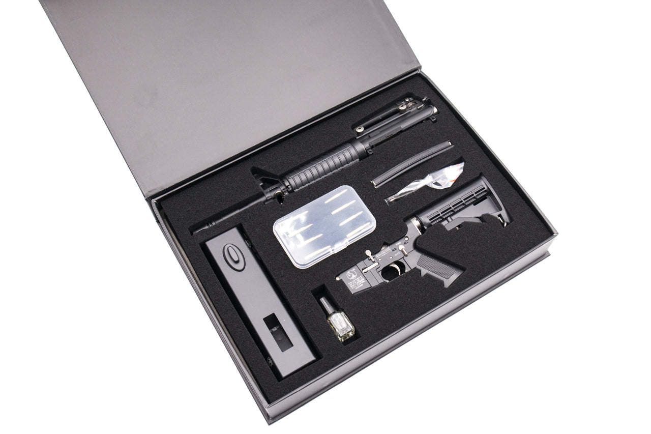 Metal Gear 1/2 Toy Model M4A1 w/ Dummy Bullet ( 1:2 )