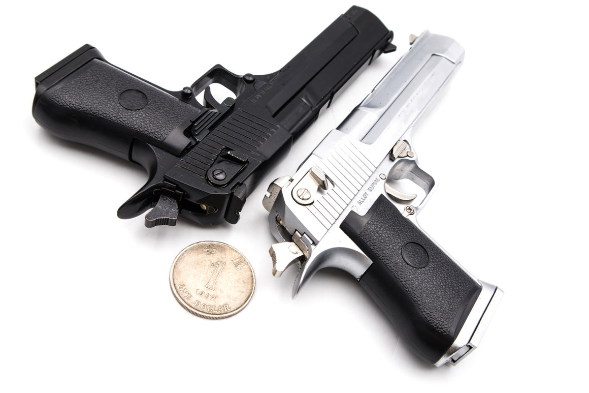 Metal Gear 1/2 Toy Model Desert Eagle Black ( Dummy ) ( by Alloy Empire ) ( 1:2.05 )