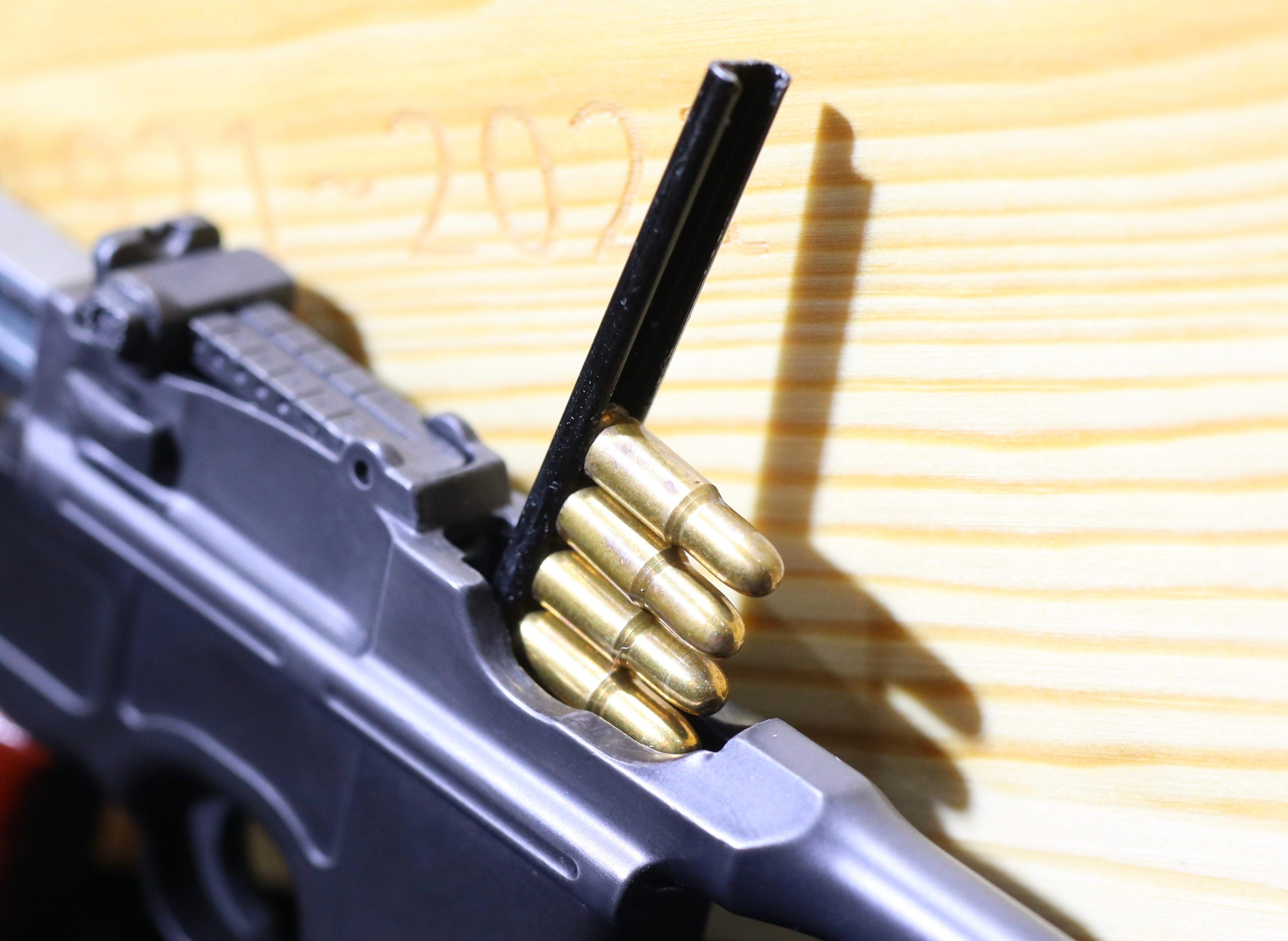 Metal Gear 1/2 Toy Model C96 Wood ( 1:2 )