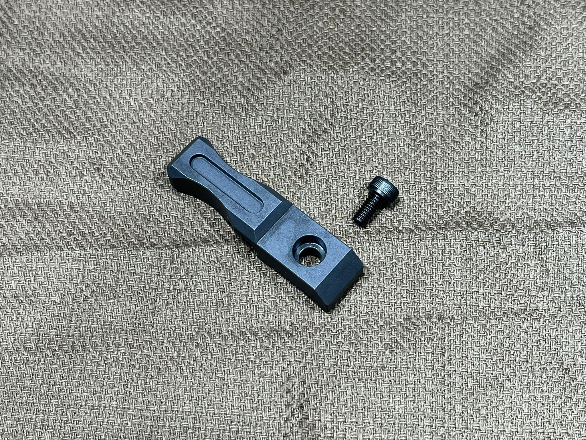 Northeast CNC Aluminum Side Charging Handle Lever for MP2A1 / UZI Modernized Tactical kit GBB Airsoft