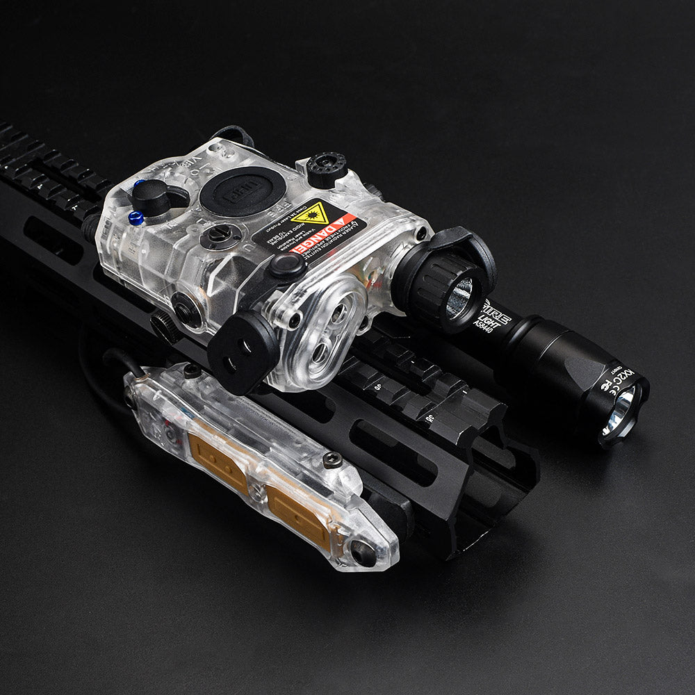 WADSN / NE TAP Double Switch Perspective Ver. for Airsoft PEQ , M/X-Series Flashlight ( BK / DE )-Dark Earth ( DE )