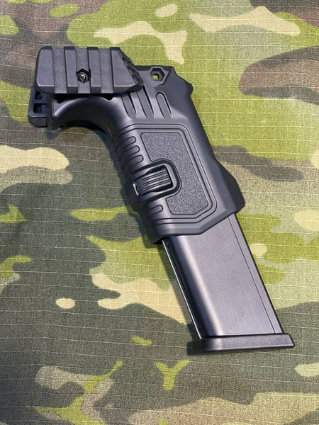 Action Army AAP01 Mag Extend Grip 20mm Rail Ver. ( AAP-01 )