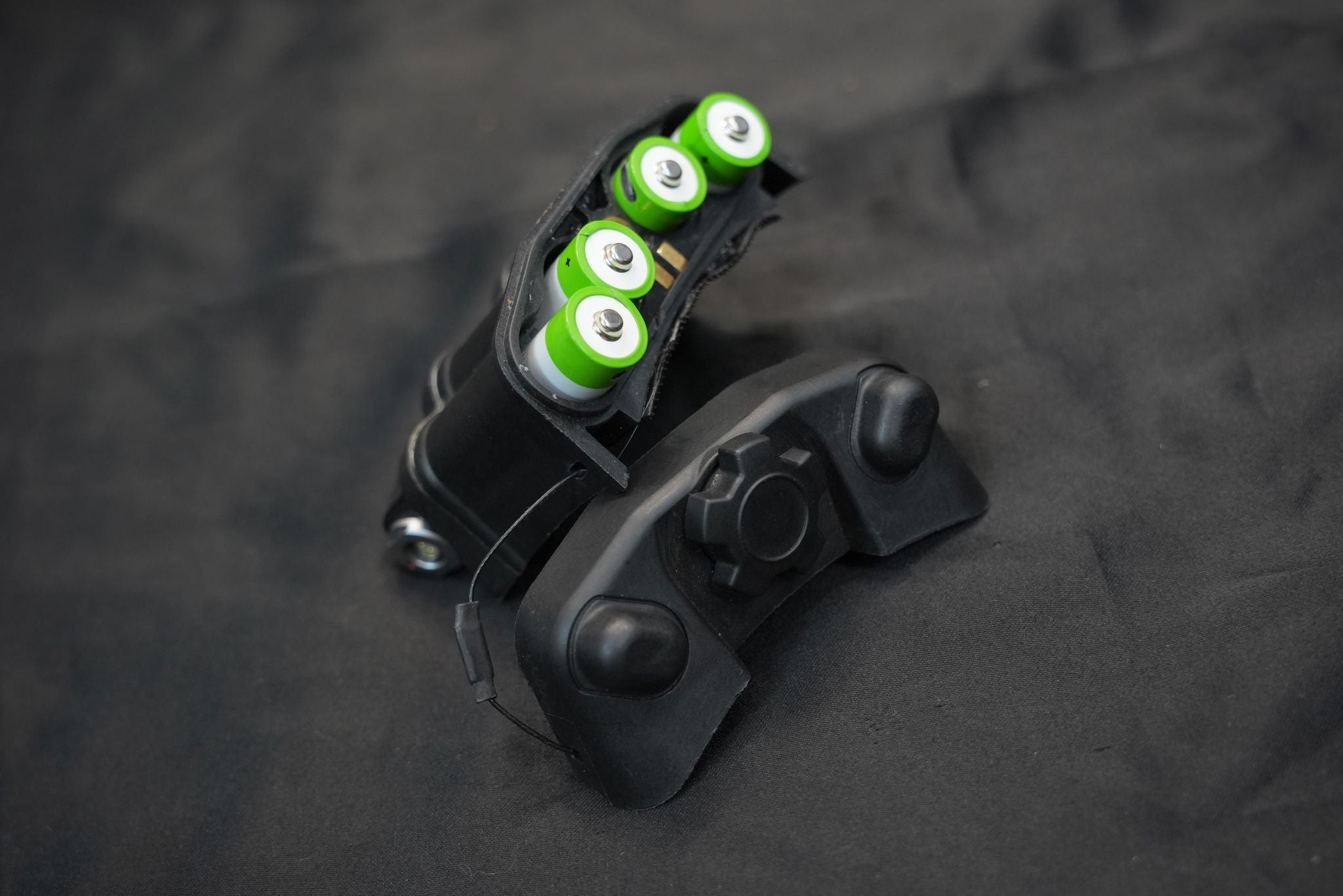 Trident Airsoft Digital Night Vision Goggles With Battery Pack ( HDMI, MARK II ) ( PVS 31 ) ( Black )