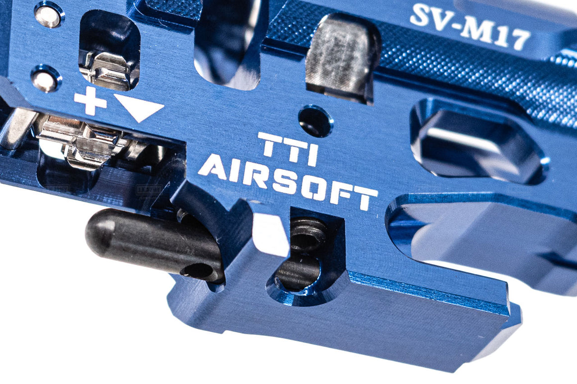 TTI Airsoft Infinity CNC Aluminum One Piece TDC Hop Up Chamber For SIG AIR / VFC P320 M17 M18 X Carry GBBP Series -Blue