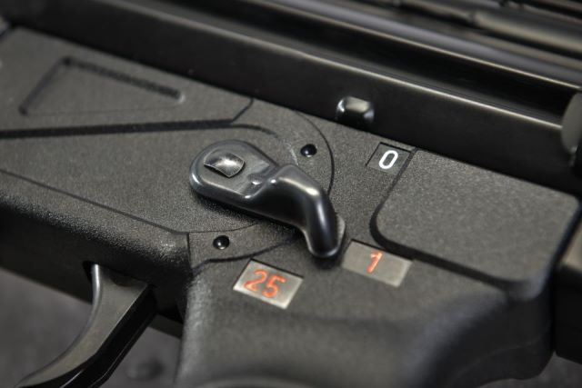 Umarex HK53 GBB Compact Assault Airsoft ( by VFC ) ( L101A1 UK )