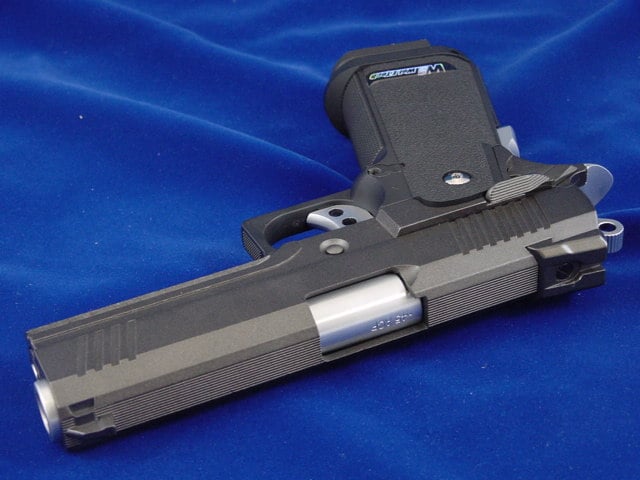 WE Hi-Capa 4.3 GBB Pistol (Black / Silver)