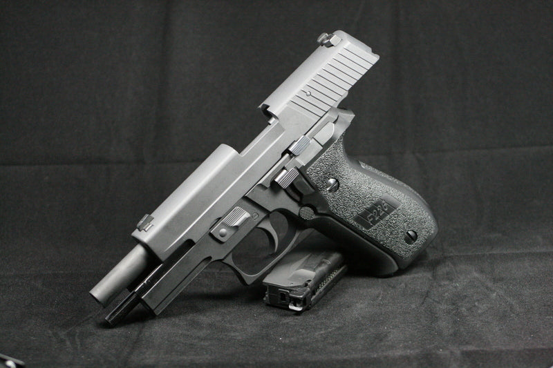 WE F226 Rail Full Metal GBB Pistol ( Black ) ( P226 )