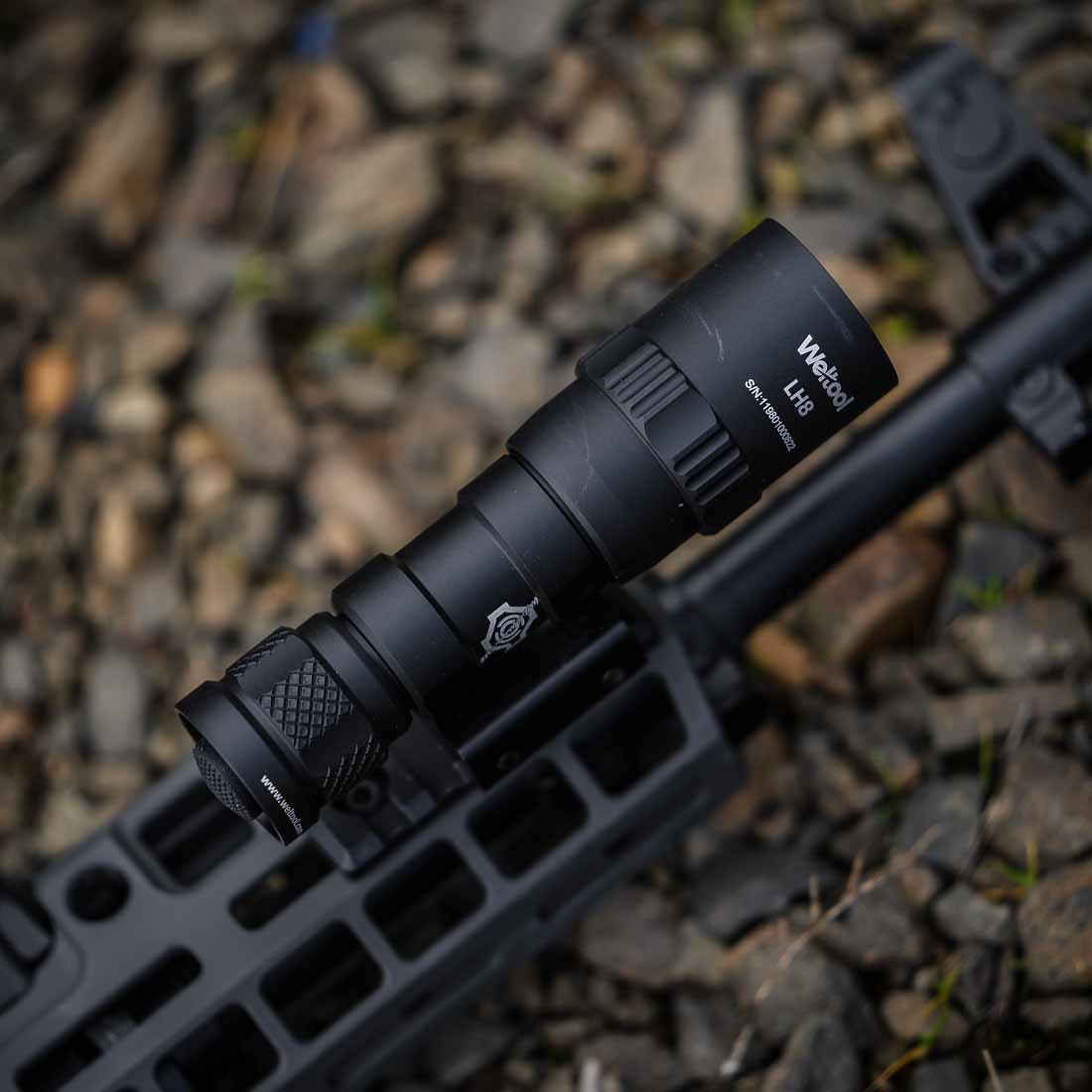 Weltool W35B White Light X-LED Flashlight