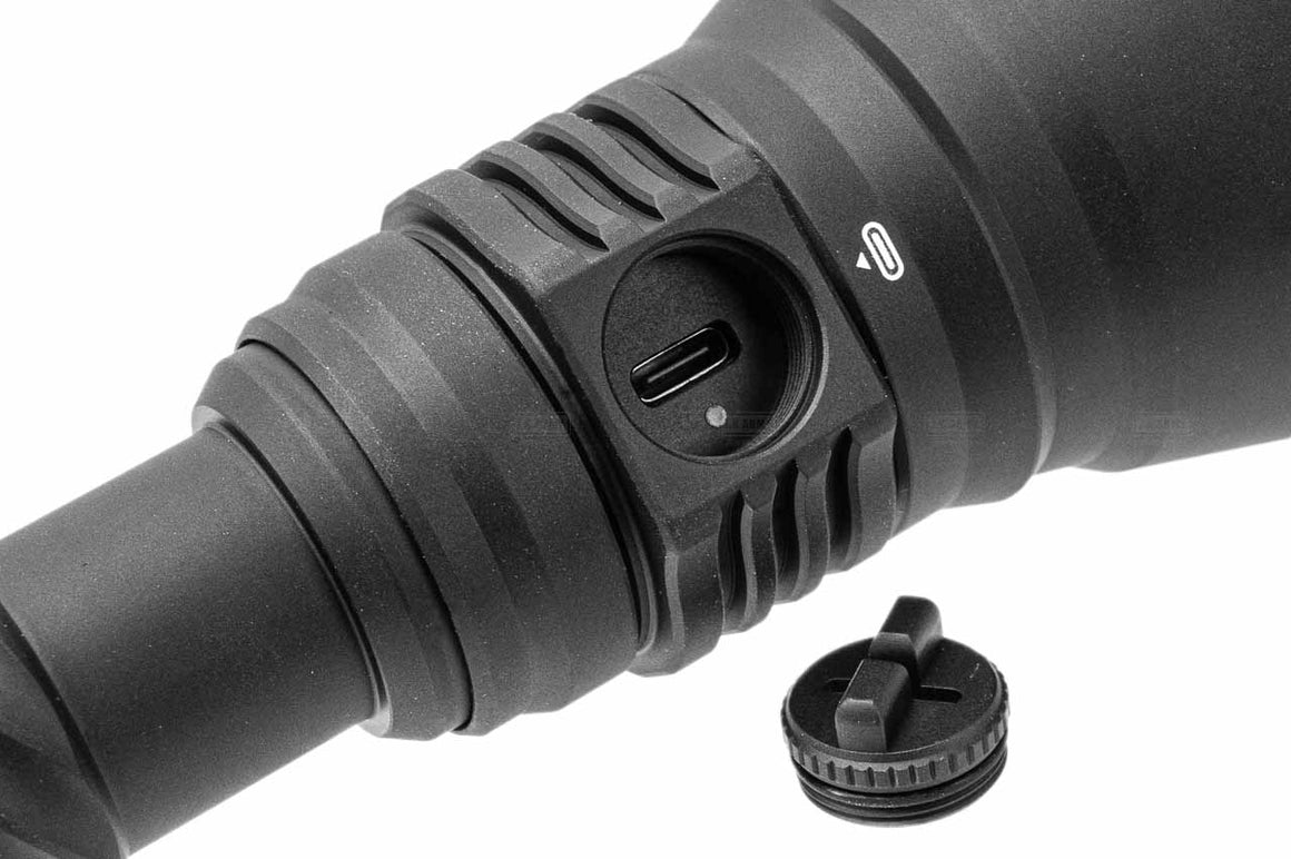 Weltool F11R Dragon from Forest Long Focus Beam Rechargeable LED Flashlight