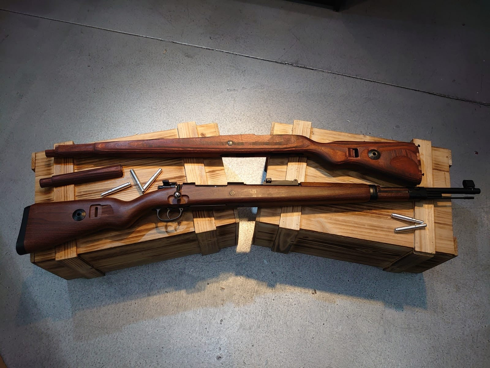 TNT Wooden Stock for S&T / Snow Wolf Kar98k Airsoft Air-Cocking Rifle