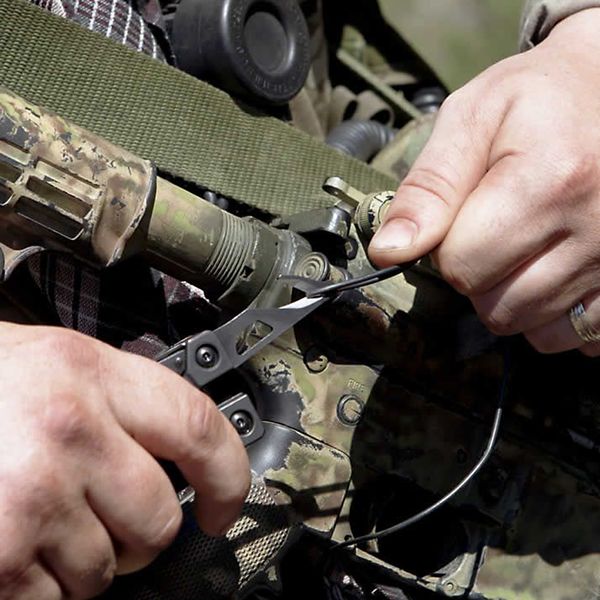 Leatherman OHT® ( MOLLE Black ) ( Coyote Tan )