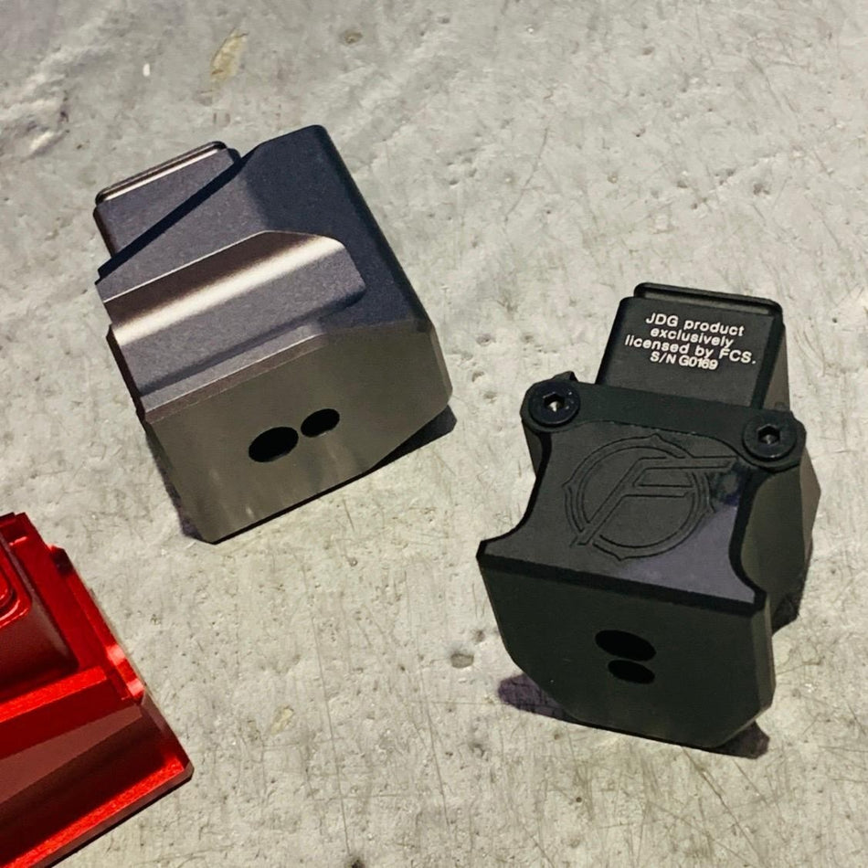 JDG Floyds Licensed Magazine Extension Pad for TM / WE GLK Model ( Functional // +Gas +BBs Rds ) ( G Model )-Red