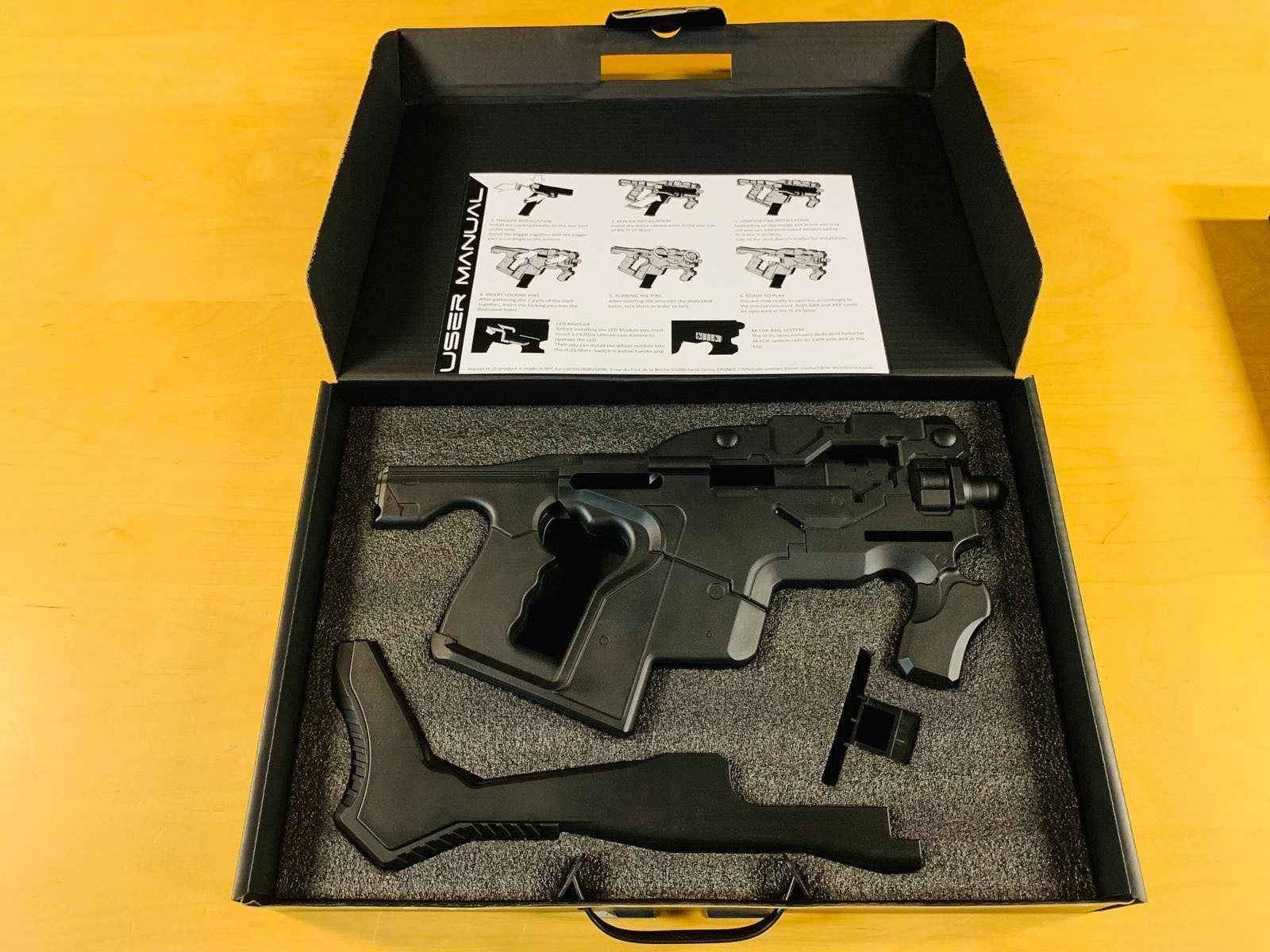 AVATAR HORNET M25 Black Obsidian Kit w/ Stock ( Mass Effect ) For G17 / G18 AEP / GBB ( Black )