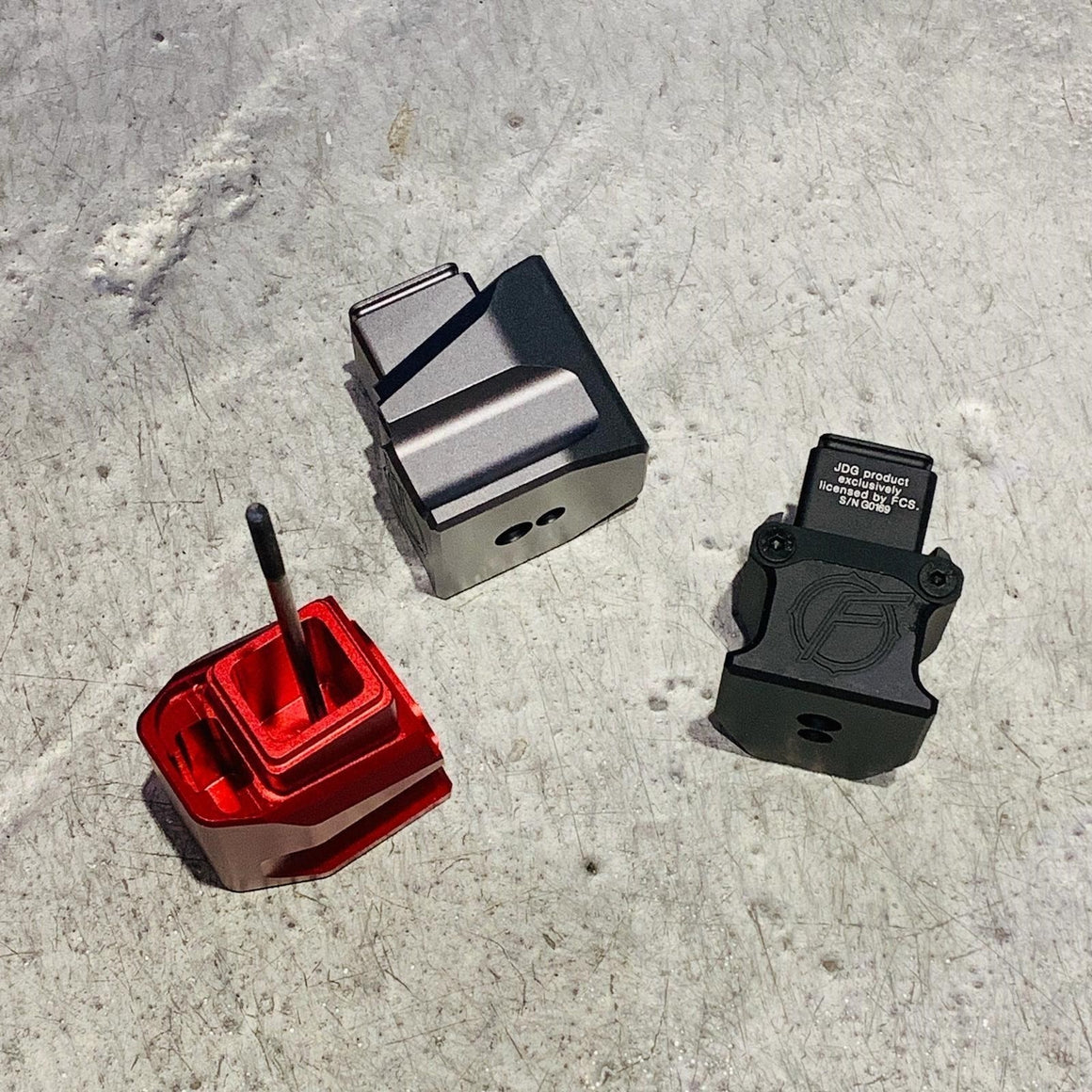 JDG Floyds Licensed Magazine Extension Pad for TM / WE GLK Model ( Functional // +Gas +BBs Rds ) ( G Model )-Red