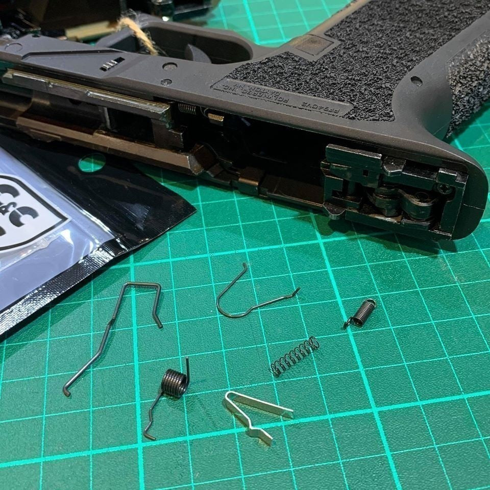 C&C Tac Ultra Enhanced Steel Spring Set for Marui / WE / KJ G Model 17 / 18C / 19 / 22 / 23 / 26 / 34 etc. ( TM / WE / KJ G17 )