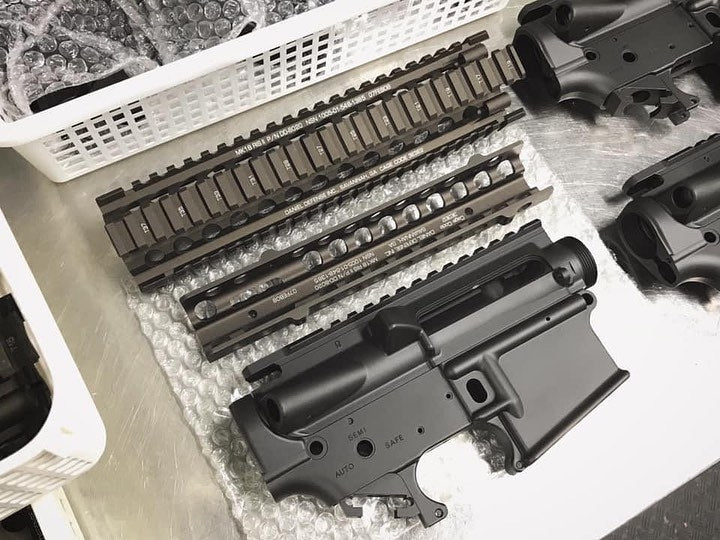 EMG Daniel Defense Rail Licensed DD MK18 RIS 2 9.5inch Handguard Rail For AEG / MWS / WA / GHK / PTW GBBR ( MK18 RAIL INTERFACE SYSTEM II, RIS II FDE ) ( Eagle Eye )