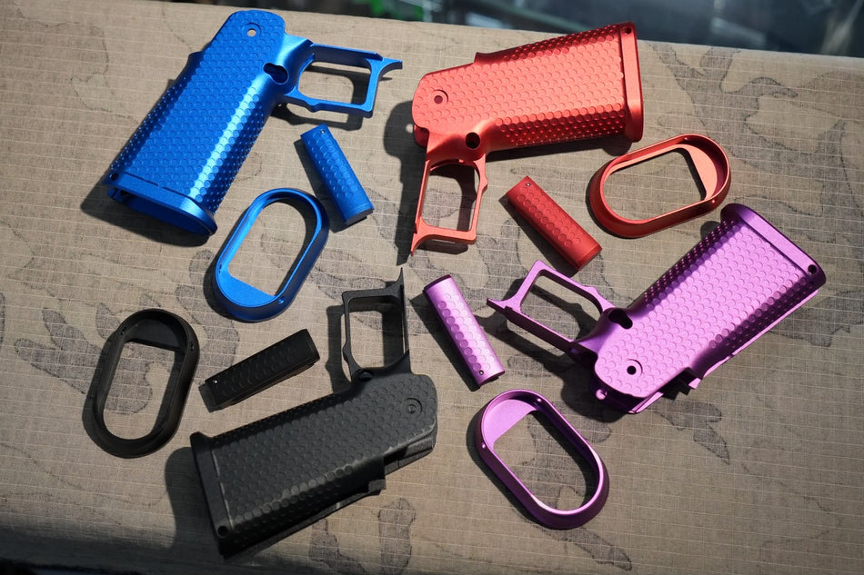 SAVIA CNC Aluminum One-Piece Grip Set For Marui TM Hi-Capa GBBP Series ( HCP059 )