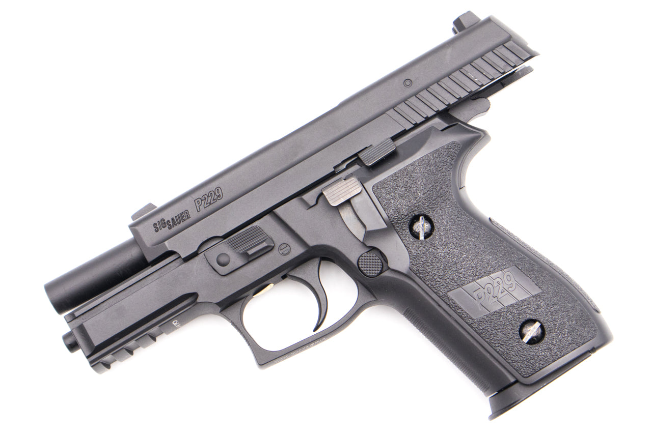 SIG AIR P229 GBB Airsoft Pistol ( Licensed by SIG SAUER )
