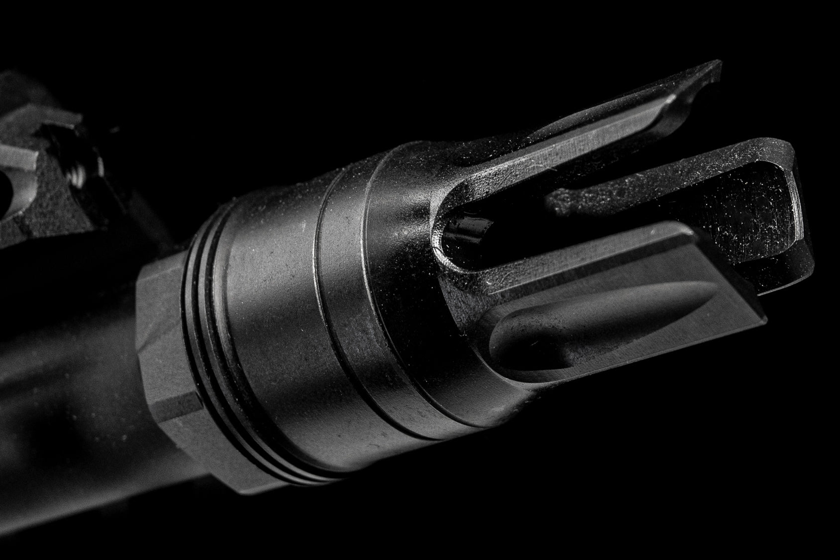 Arron Smith C-Lok Shouldered QD Airsoft Flash Hider ( 14mm CCW w/ 90 degree Shoulder )