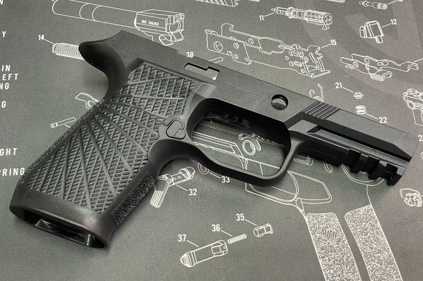 Bomber P320 WC Style Polymer Frame Grip for SIG AIR / VFC P320 M17 M18 GBBP Series ( Carry size )-Black