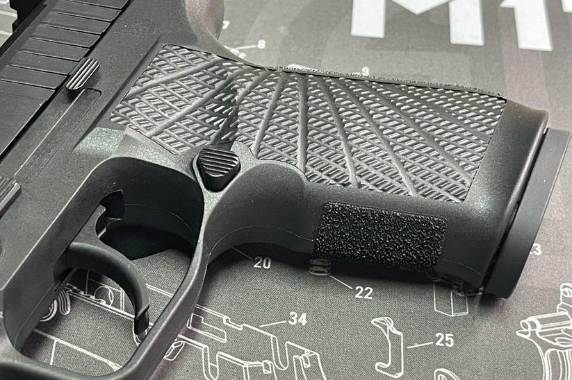 Bomber P320 WC Style Polymer Frame Grip for SIG AIR / VFC P320 M17 M18 GBBP Series ( Carry size )-Black