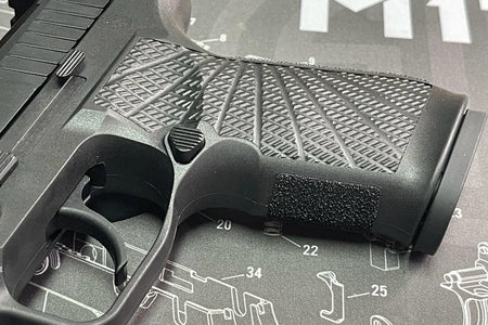 Bomber P320 WC Style Polymer Frame Grip for SIG AIR / VFC P320 M17 M18 GBBP Series ( Carry size )-Black