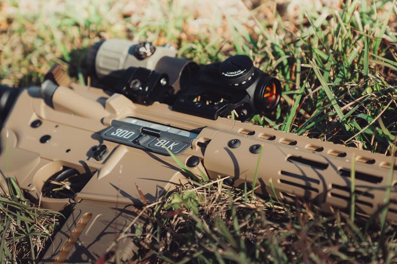 EMG Noveske Licensed N4 MWS Gen3 GBB Gas Blowback Rifle Airsoft ( by DE ) ( FDE ) ( Devgru N4 ) ( Gen.2 Version )