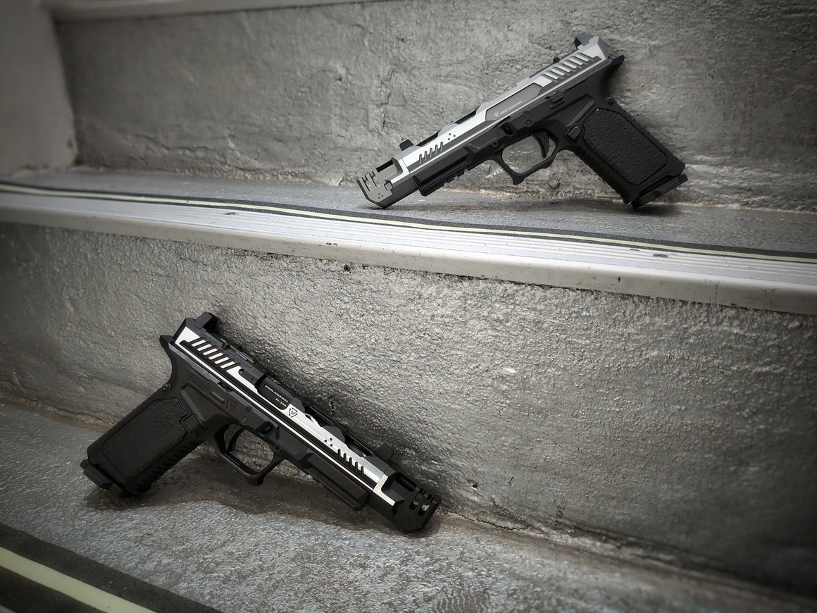 EMG Strike Industries SI-ARK-17 with Mass Driver Comp Ver. GBB Pistol ( 2-Tone Grey )