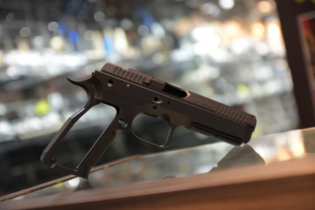 CL Project ASG Licensed CNC 7075 Aluminum KJ Shadow 2 Lower Frame ( Black / Silver )