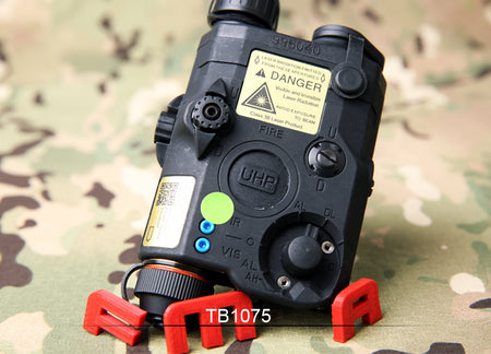 FMA PEQ LA5-C Upgrade Version LED White Light + Green Laser With IR Lenses ( BK ) ( PEQ15 LA5 UHP )