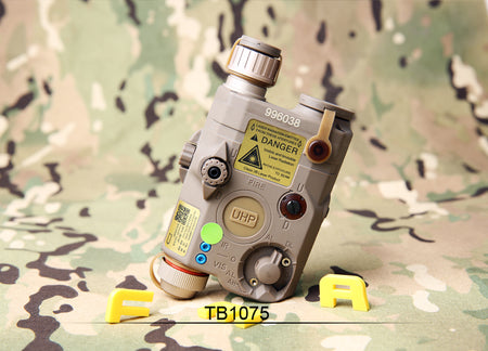 FMA PEQ LA5-C Upgrade Version LED White Light + Green Laser With IR Lenses ( DE ) ( PEQ15 LA5 UHP )