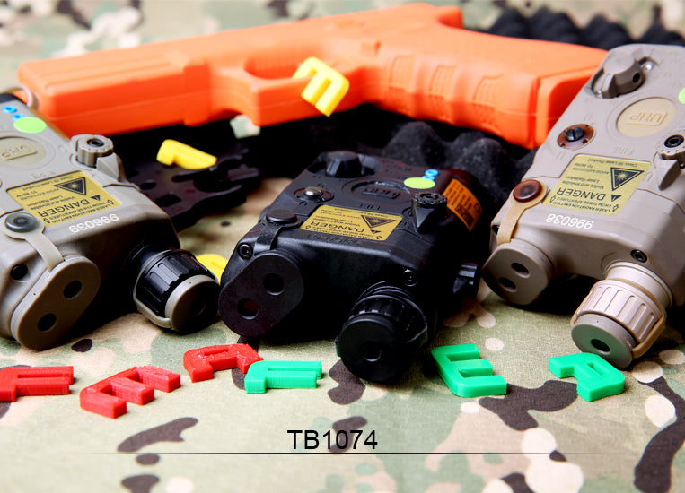 FMA PEQ LA5-C Upgrade Version LED White Light + Green Laser With IR Lenses ( DE ) ( PEQ15 LA5 UHP )