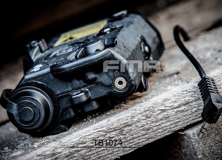 FMA PEQ LA5-C Upgrade Version LED White Light + Red Laser With IR Lenses ( BK ) ( PEQ15 LA5 UHP )